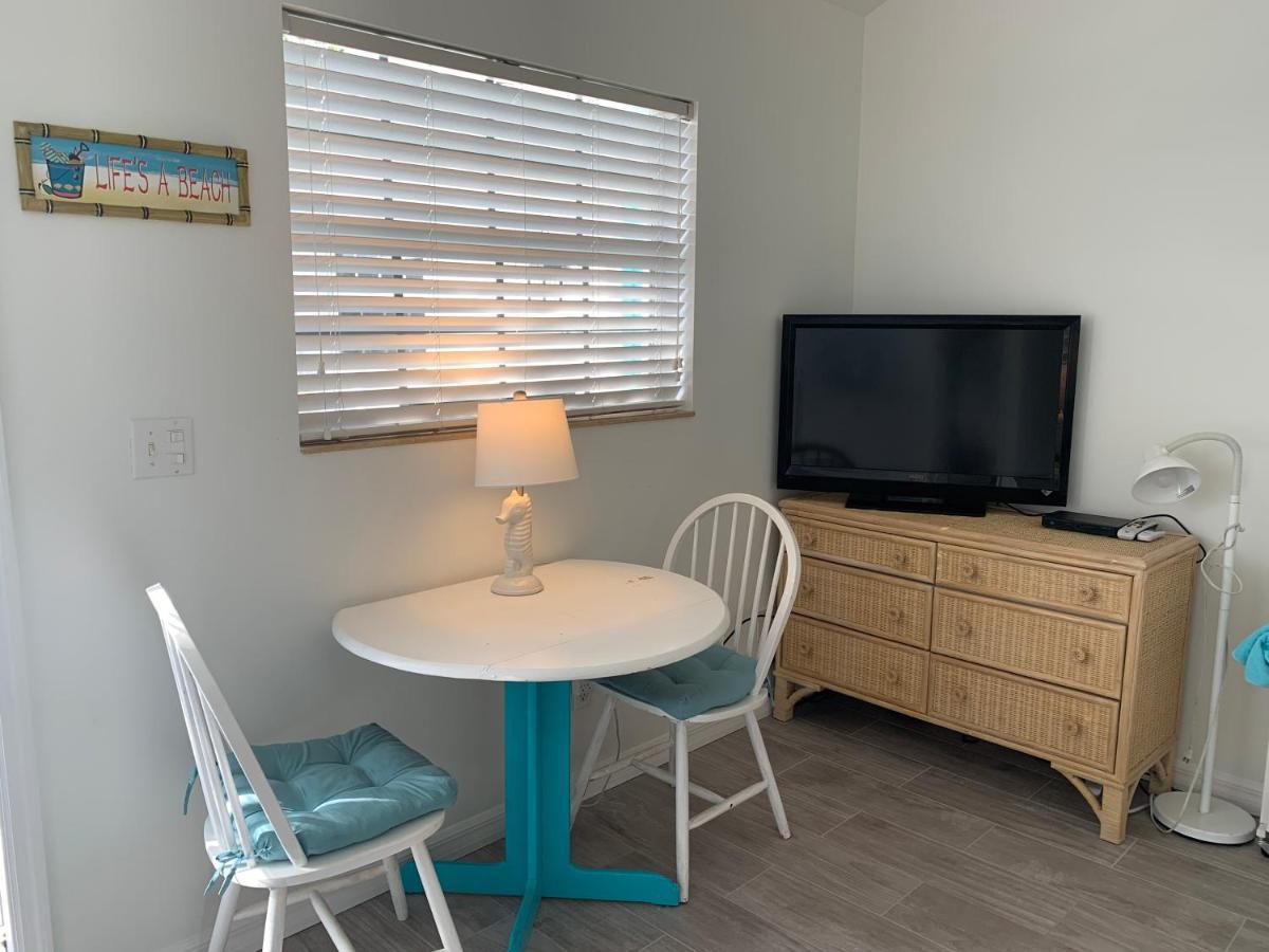 Beach Bum Bungalow Hotel Fort Pierce Exterior foto