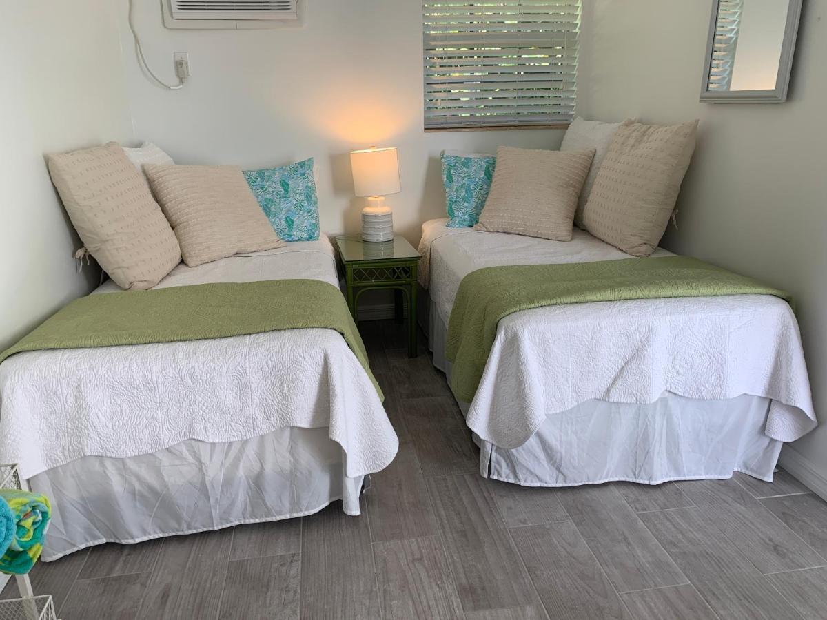 Beach Bum Bungalow Hotel Fort Pierce Exterior foto